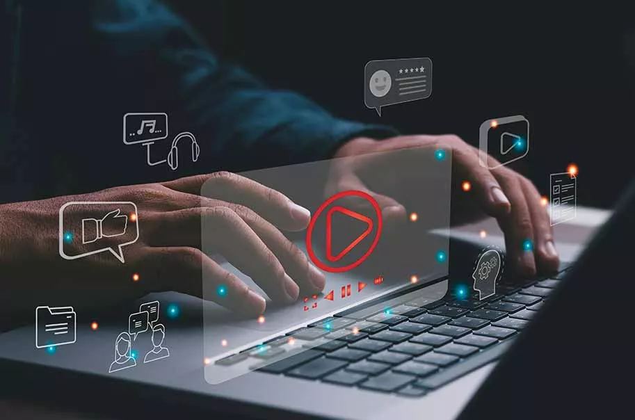 Sneak Peek into how to execute a Social Media strategy Social Media strategy